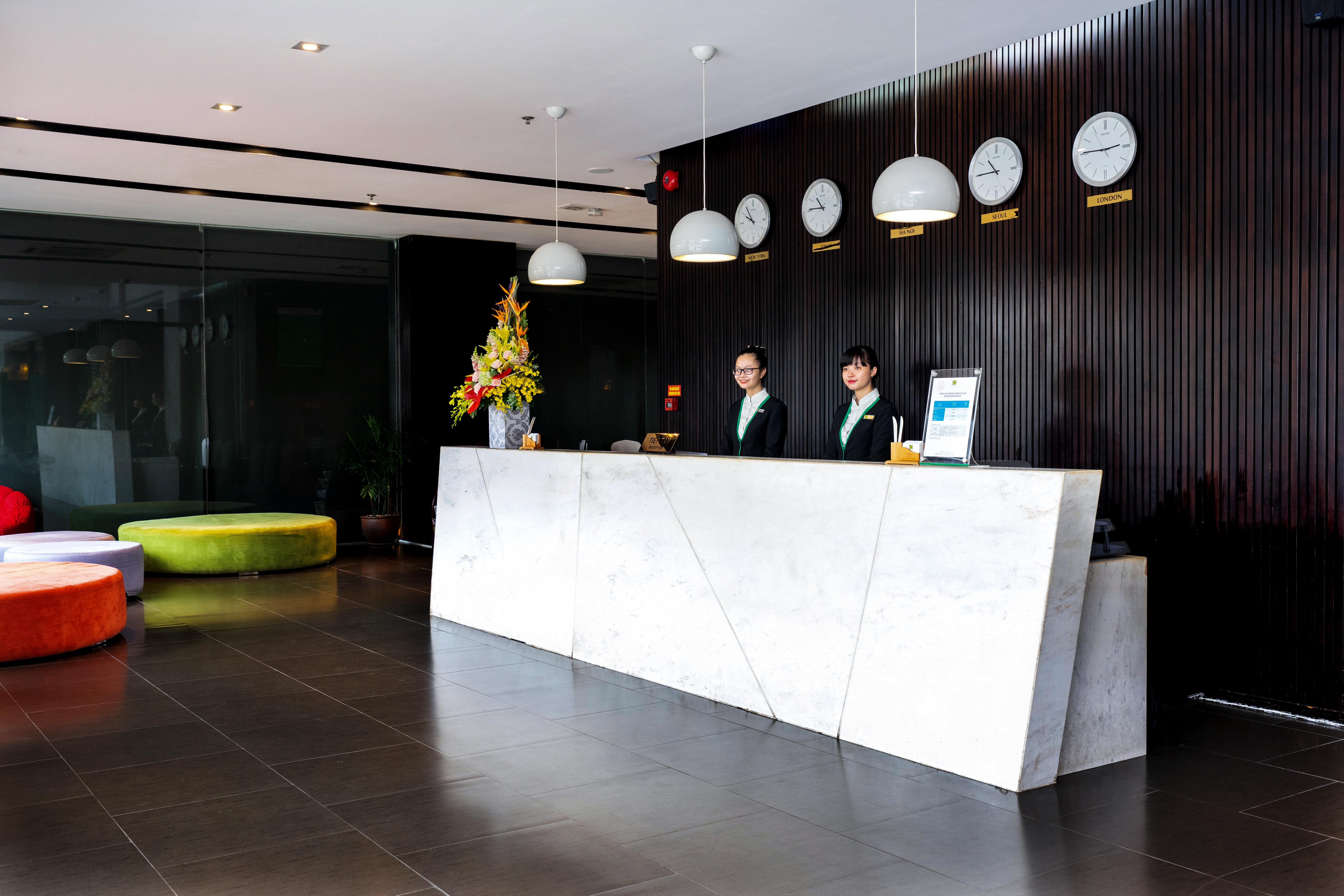 Becamex Hotel Thu Dau Mot Exterior photo